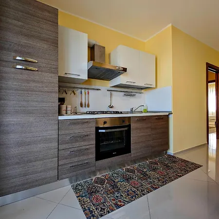 بيت للعطل Oikia Vacanze Casa Di Chica *